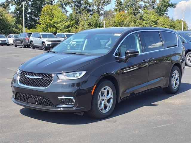 new 2024 Chrysler Pacifica car, priced at $42,251