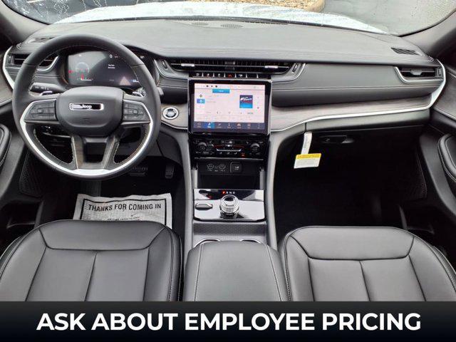new 2025 Jeep Grand Cherokee car, priced at $50,530