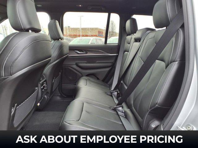 new 2025 Jeep Grand Cherokee car, priced at $50,530