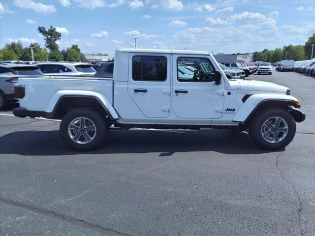 new 2024 Jeep Gladiator car, priced at $52,864