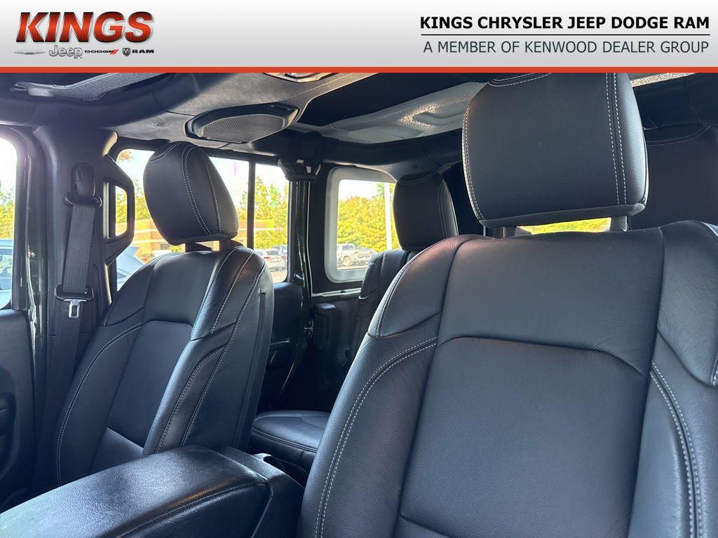 used 2021 Jeep Wrangler Unlimited car, priced at $27,571