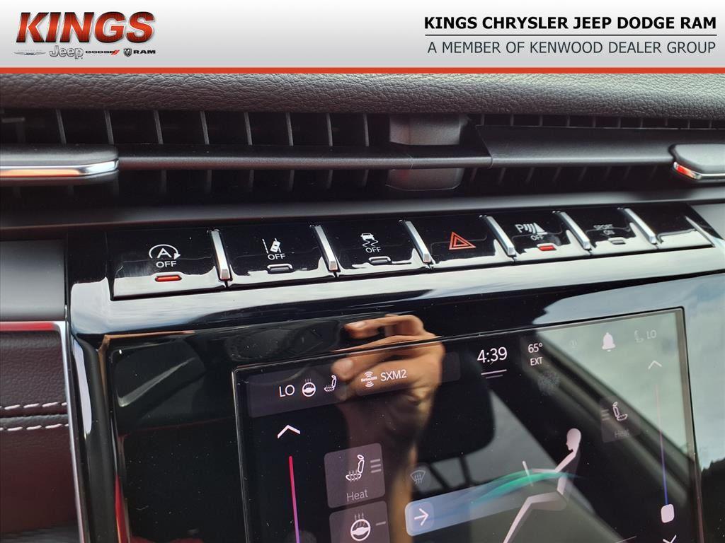 new 2025 Jeep Grand Cherokee car, priced at $41,719