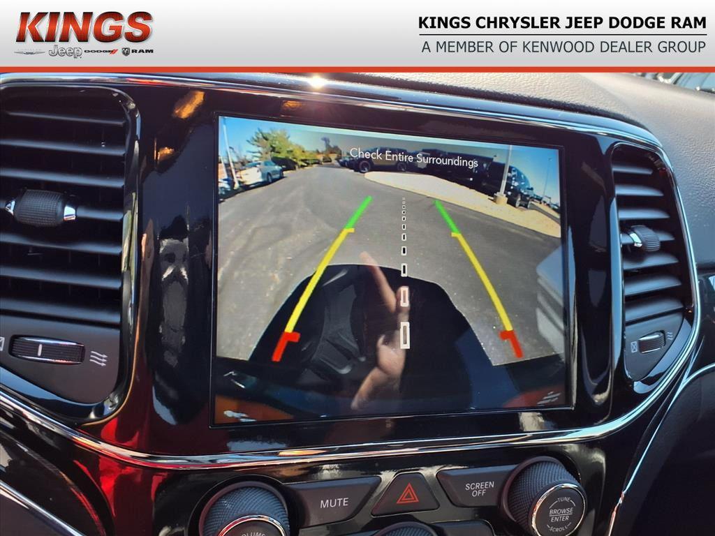 used 2021 Jeep Grand Cherokee car, priced at $33,500