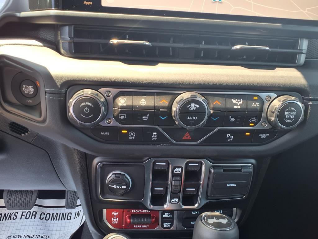 new 2025 Jeep Wrangler car, priced at $63,176