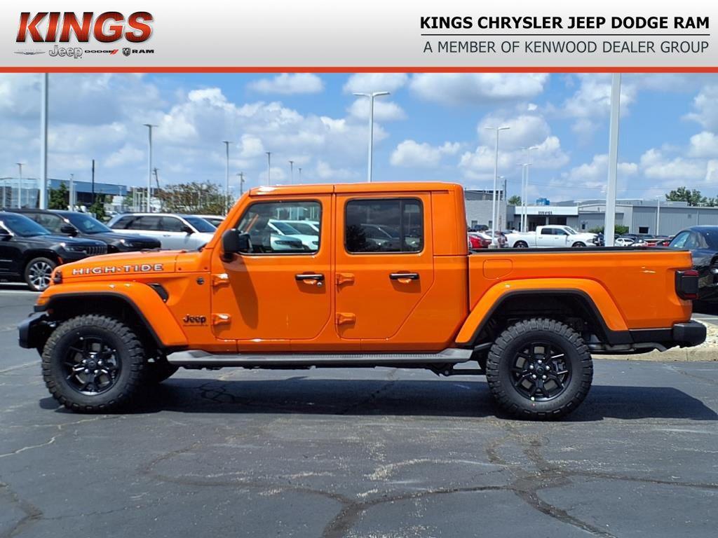 new 2025 Jeep Gladiator car, priced at $47,218