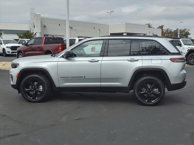 new 2024 Jeep Grand Cherokee car, priced at $47,080