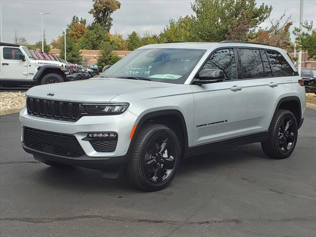 new 2024 Jeep Grand Cherokee car, priced at $47,080