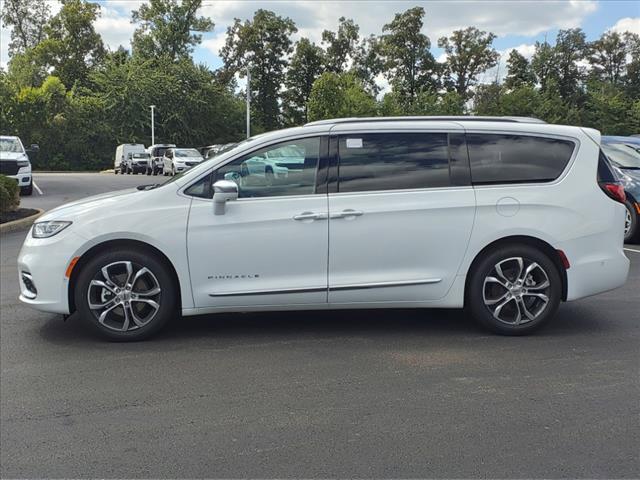 new 2024 Chrysler Pacifica car, priced at $48,625