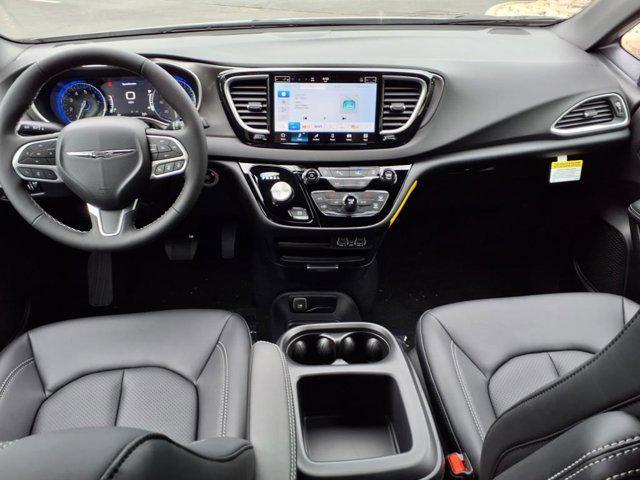 new 2025 Chrysler Voyager car, priced at $38,580
