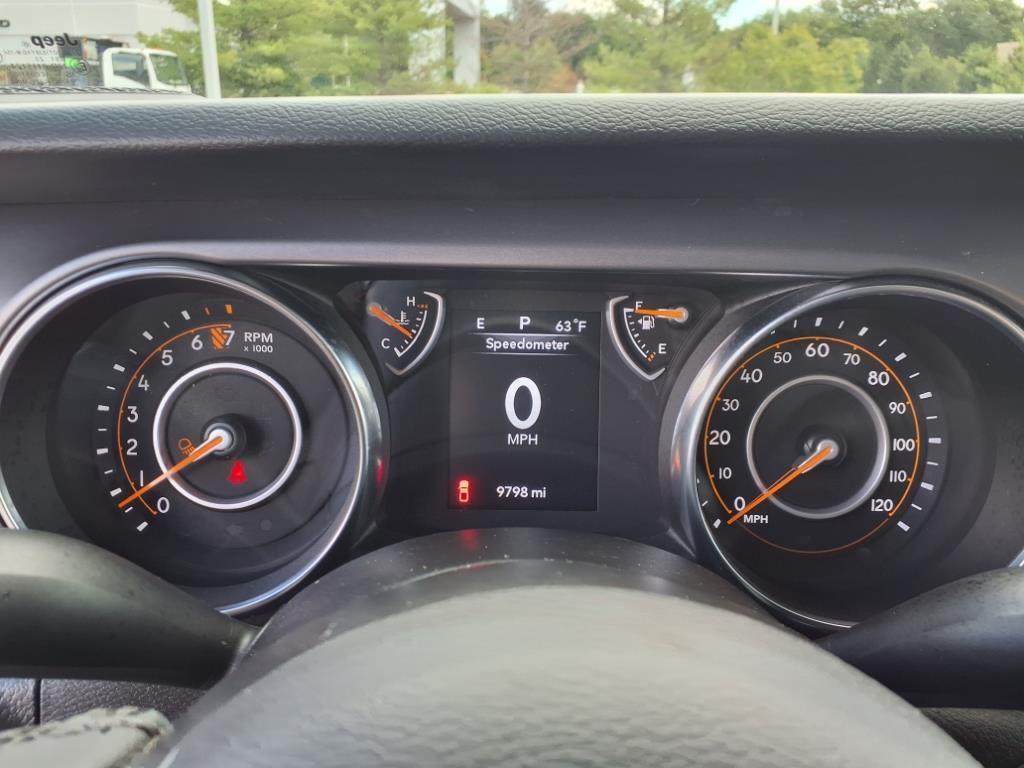 used 2023 Jeep Gladiator car, priced at $32,100