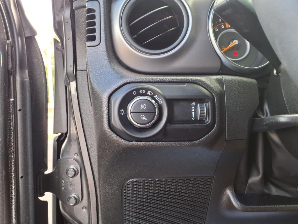 used 2023 Jeep Gladiator car, priced at $32,100