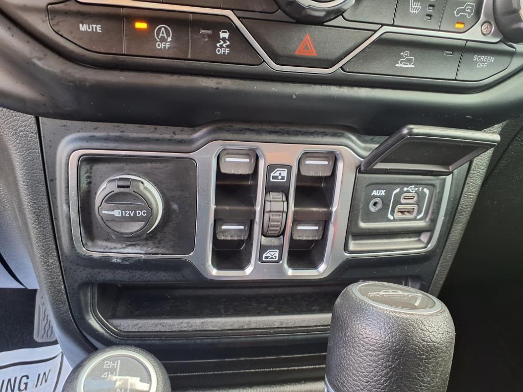 used 2023 Jeep Gladiator car, priced at $32,100