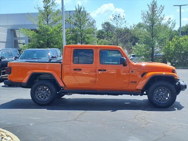 new 2025 Jeep Gladiator car, priced at $46,798