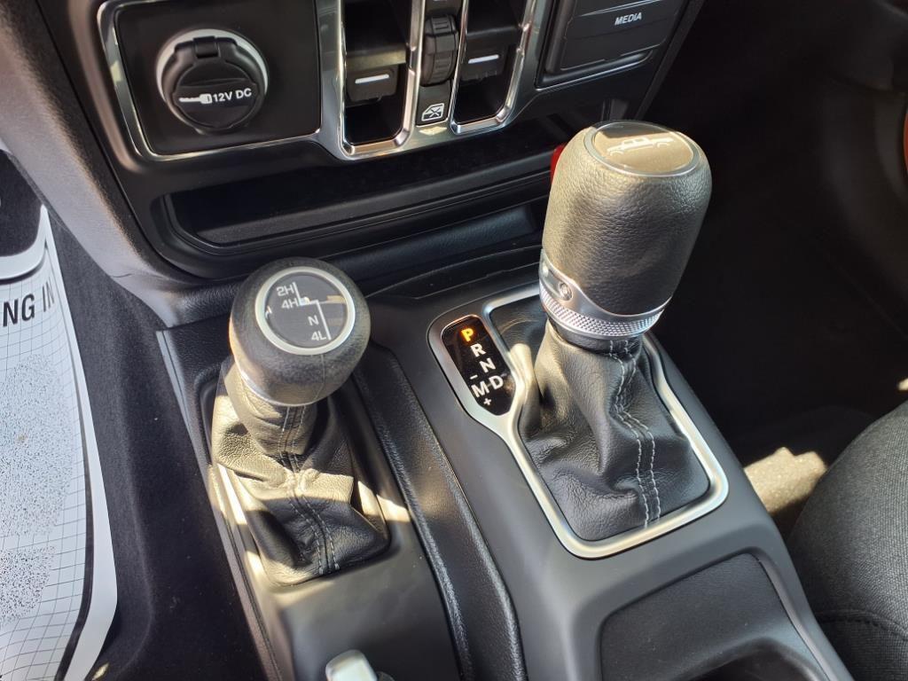 new 2025 Jeep Gladiator car, priced at $47,716