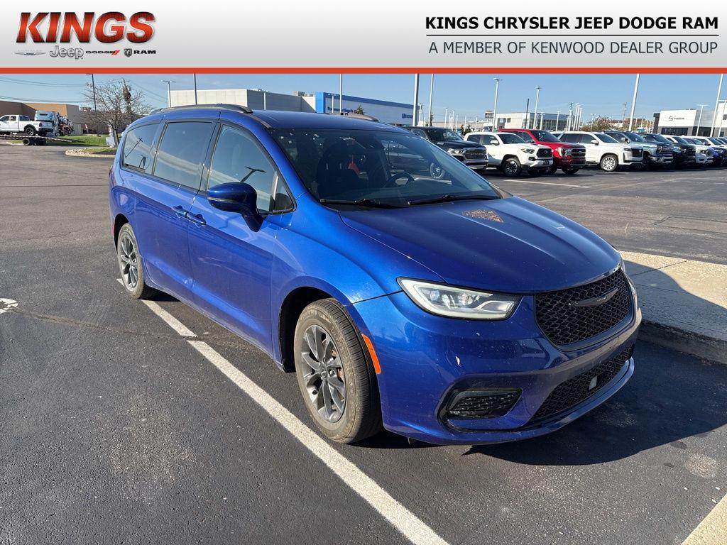 used 2021 Chrysler Pacifica car, priced at $22,482