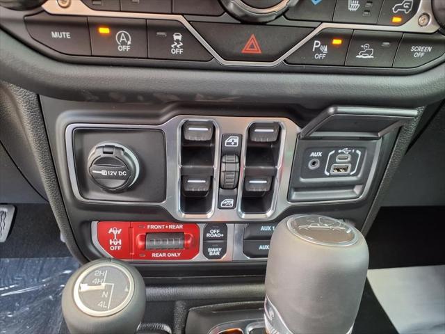 new 2025 Jeep Gladiator car, priced at $52,415