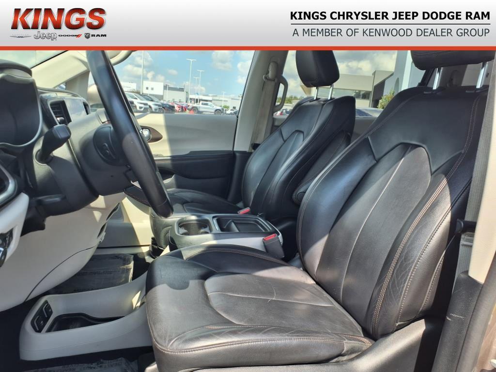 used 2017 Chrysler Pacifica car, priced at $9,175