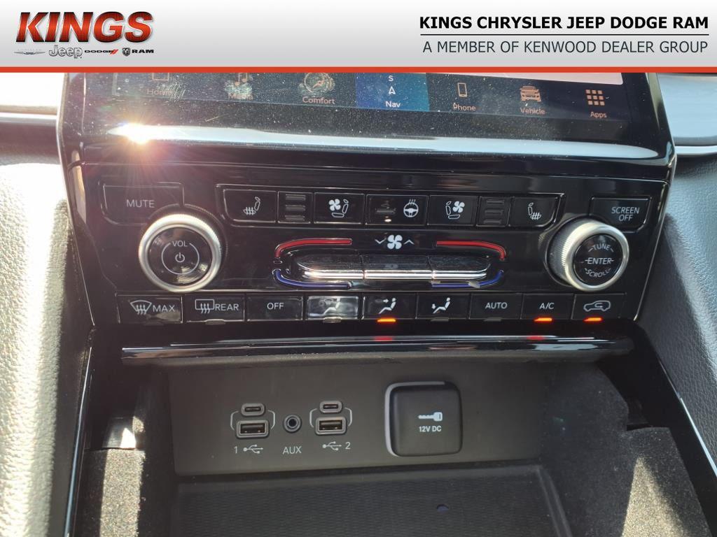 used 2021 Jeep Grand Cherokee L car, priced at $30,800