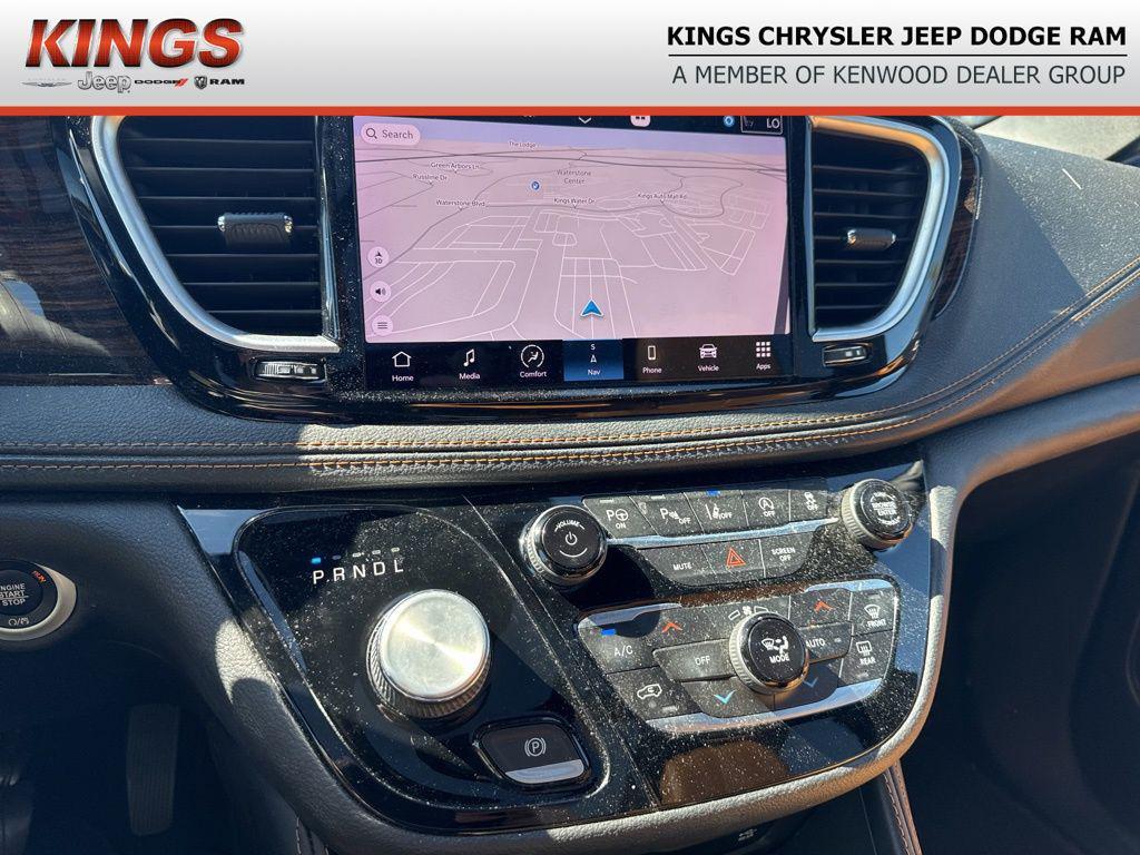 used 2022 Chrysler Pacifica car, priced at $35,948