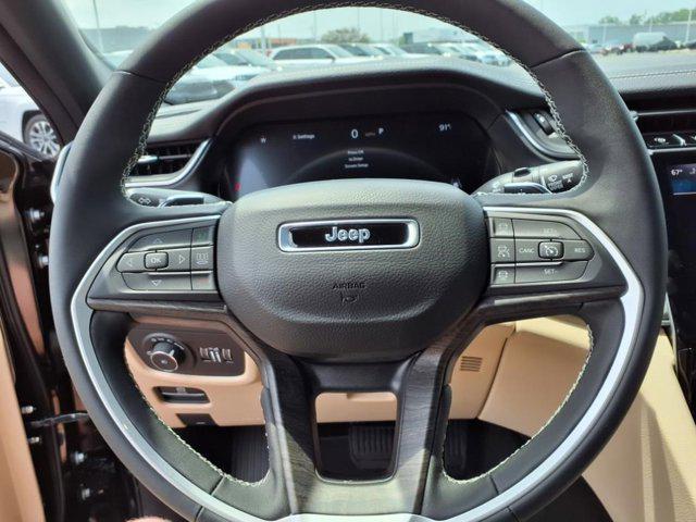 new 2025 Jeep Grand Cherokee car, priced at $46,707