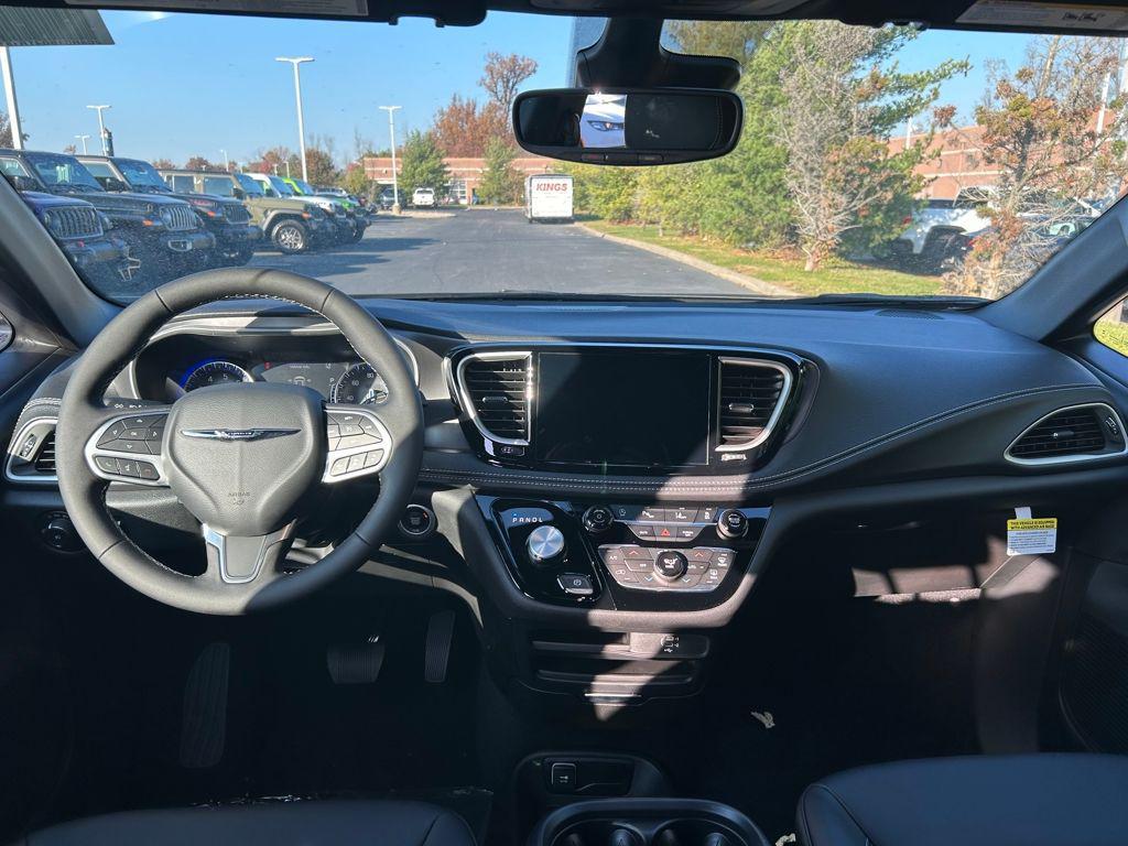 new 2026 Chrysler Pacifica car, priced at $37,252