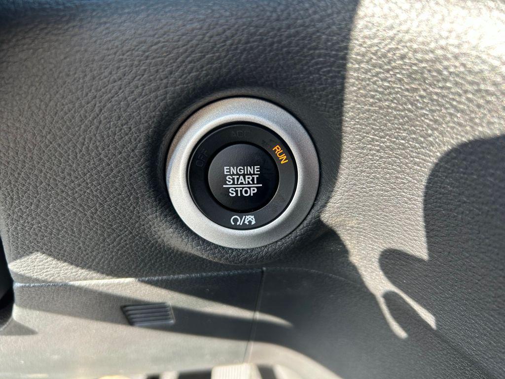 new 2026 Chrysler Pacifica car, priced at $37,252