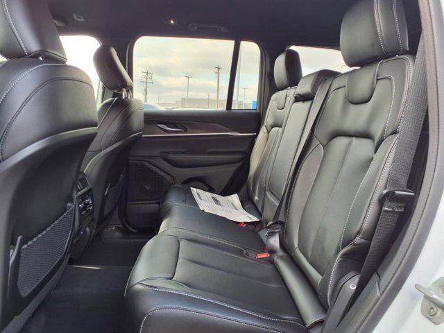 new 2025 Jeep Grand Cherokee car, priced at $42,626