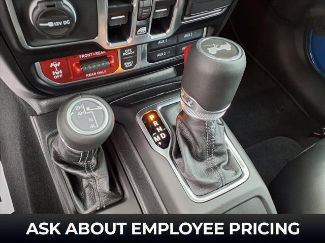 new 2025 Jeep Wrangler car, priced at $61,390