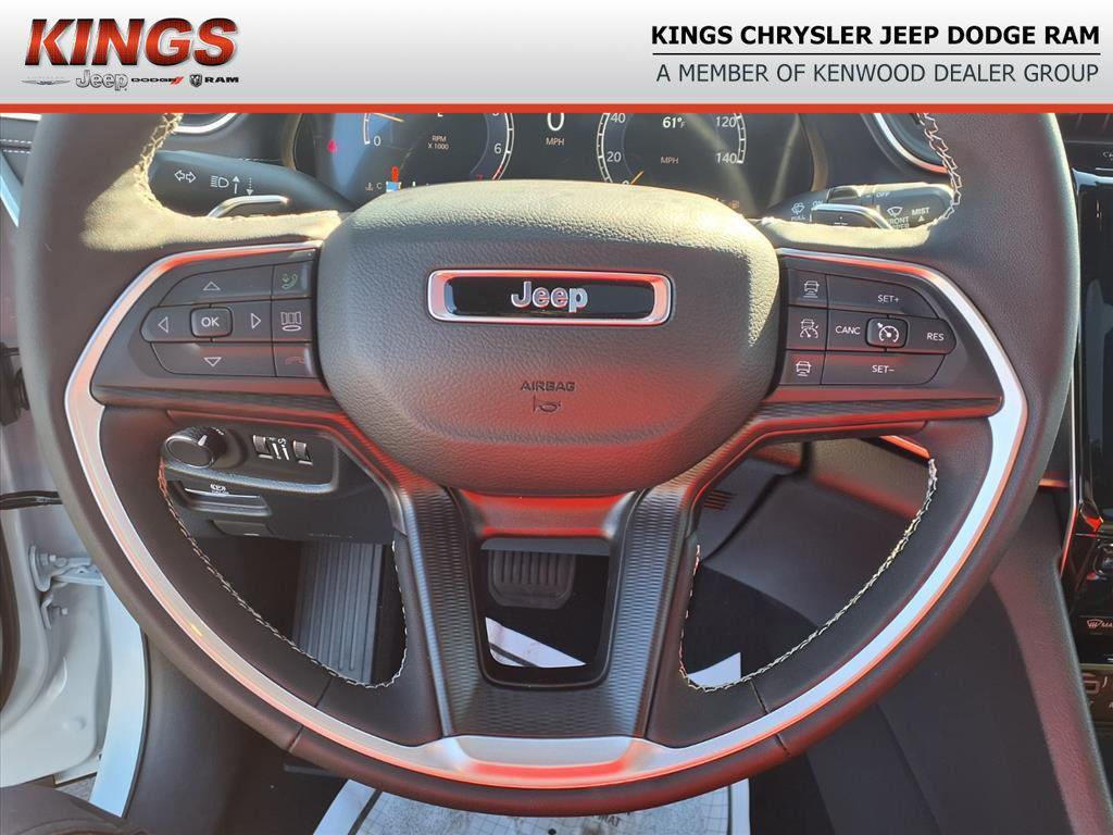 new 2025 Jeep Grand Cherokee L car, priced at $42,851