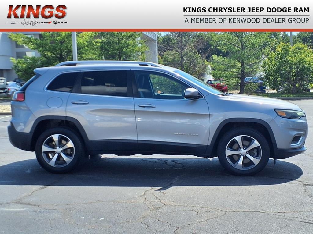 used 2019 Jeep Cherokee car, priced at $17,500