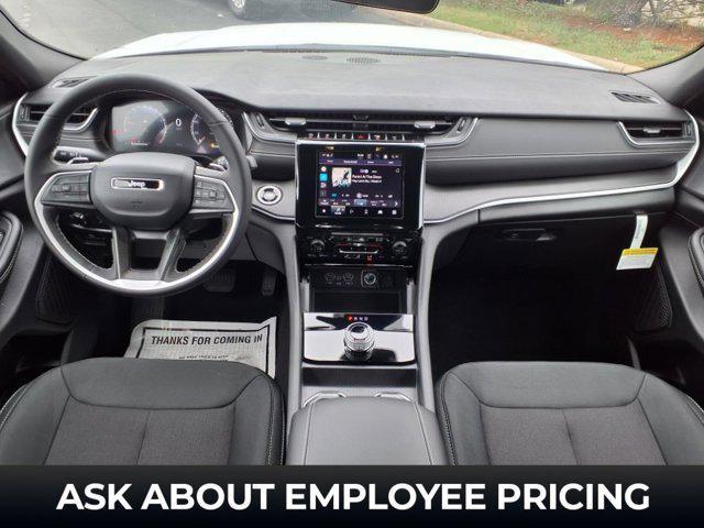 new 2025 Jeep Grand Cherokee L car, priced at $41,625