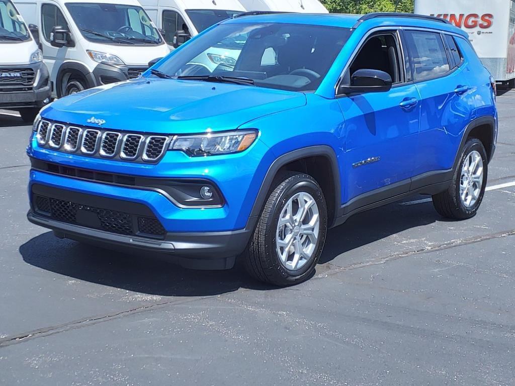 new 2024 Jeep Compass car, priced at $30,654