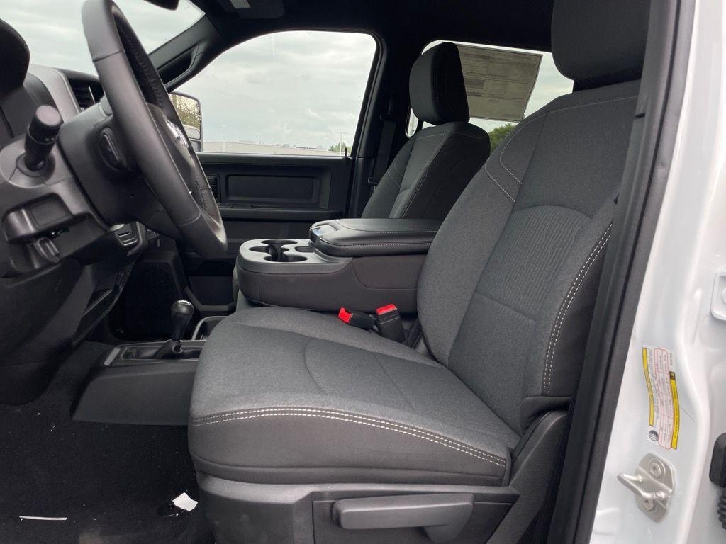 new 2024 Ram 3500 car, priced at $61,318