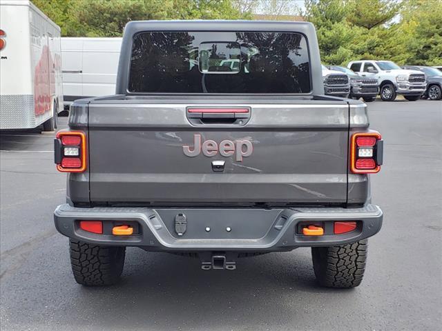 new 2024 Jeep Gladiator car, priced at $65,152