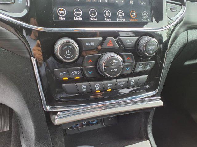 used 2021 Jeep Grand Cherokee car, priced at $28,160