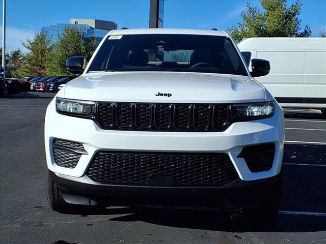 new 2025 Jeep Grand Cherokee car, priced at $43,828