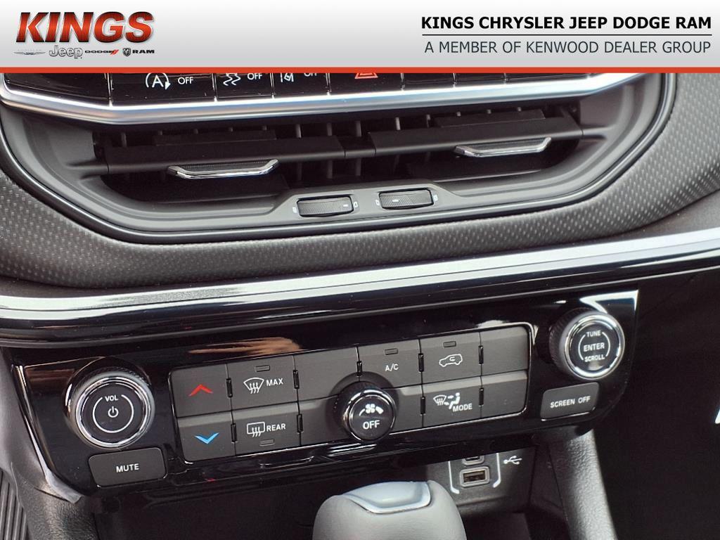 new 2025 Jeep Compass car, priced at $27,728