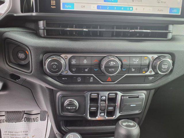 new 2025 Jeep Wrangler car, priced at $46,476