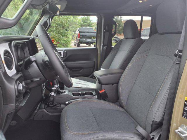 new 2025 Jeep Wrangler car, priced at $46,476