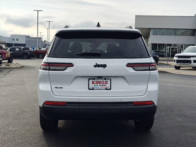 new 2024 Jeep Grand Cherokee L car, priced at $42,681