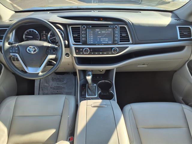 used 2016 Toyota Highlander car, priced at $21,200