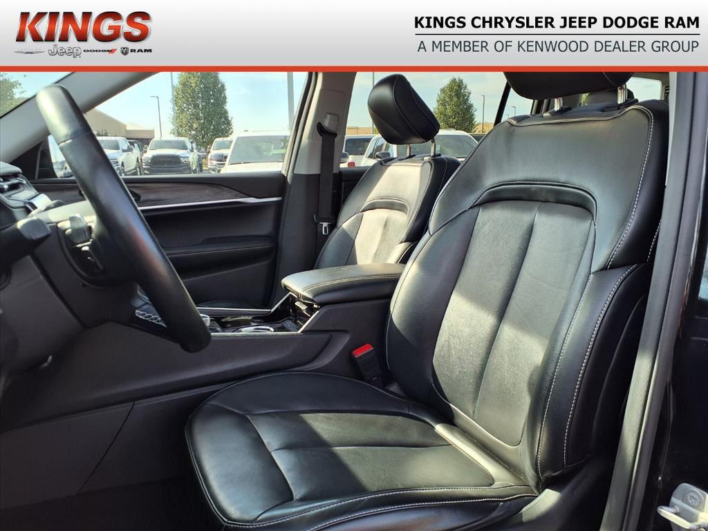 used 2021 Jeep Grand Cherokee L car, priced at $26,425