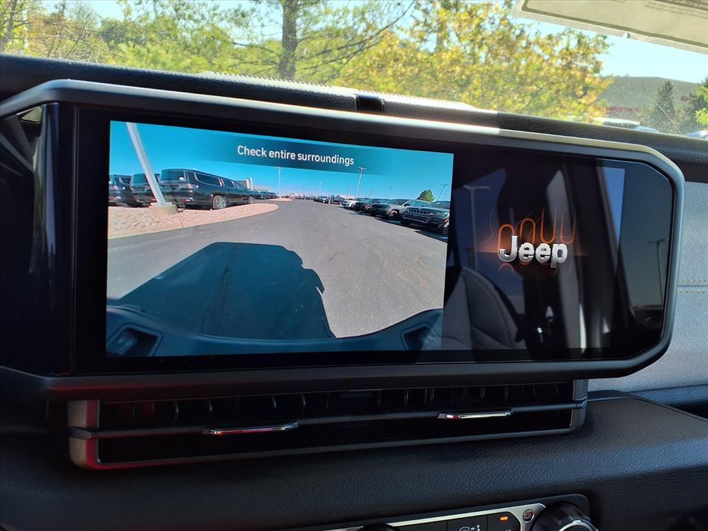 new 2025 Jeep Gladiator car, priced at $47,035