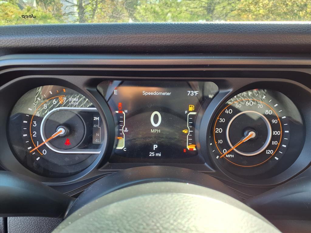 new 2025 Jeep Gladiator car, priced at $47,035