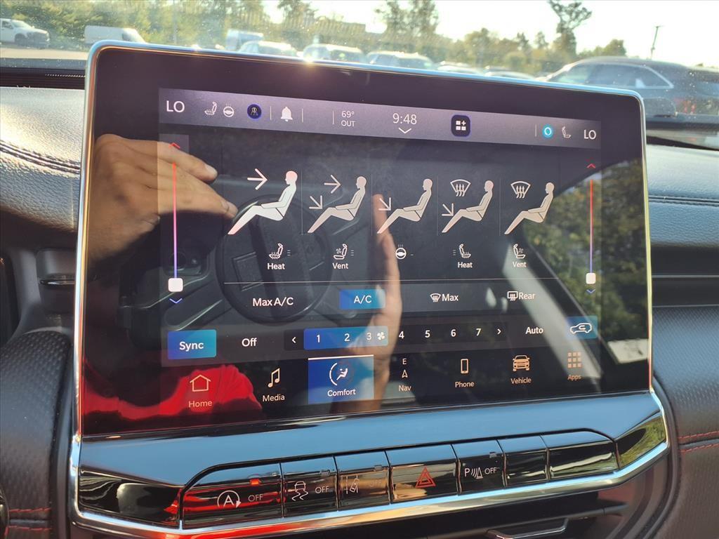 used 2022 Jeep Compass car, priced at $23,500