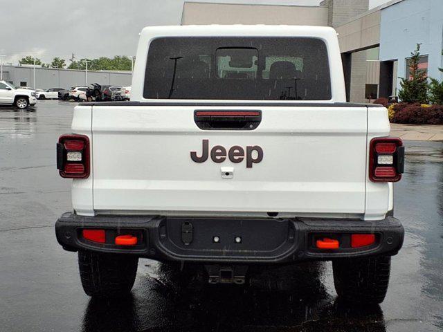 new 2025 Jeep Gladiator car, priced at $55,459
