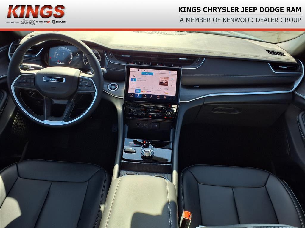 new 2025 Jeep Grand Cherokee L car, priced at $43,595