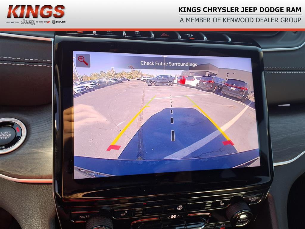 new 2025 Jeep Grand Cherokee L car, priced at $43,595