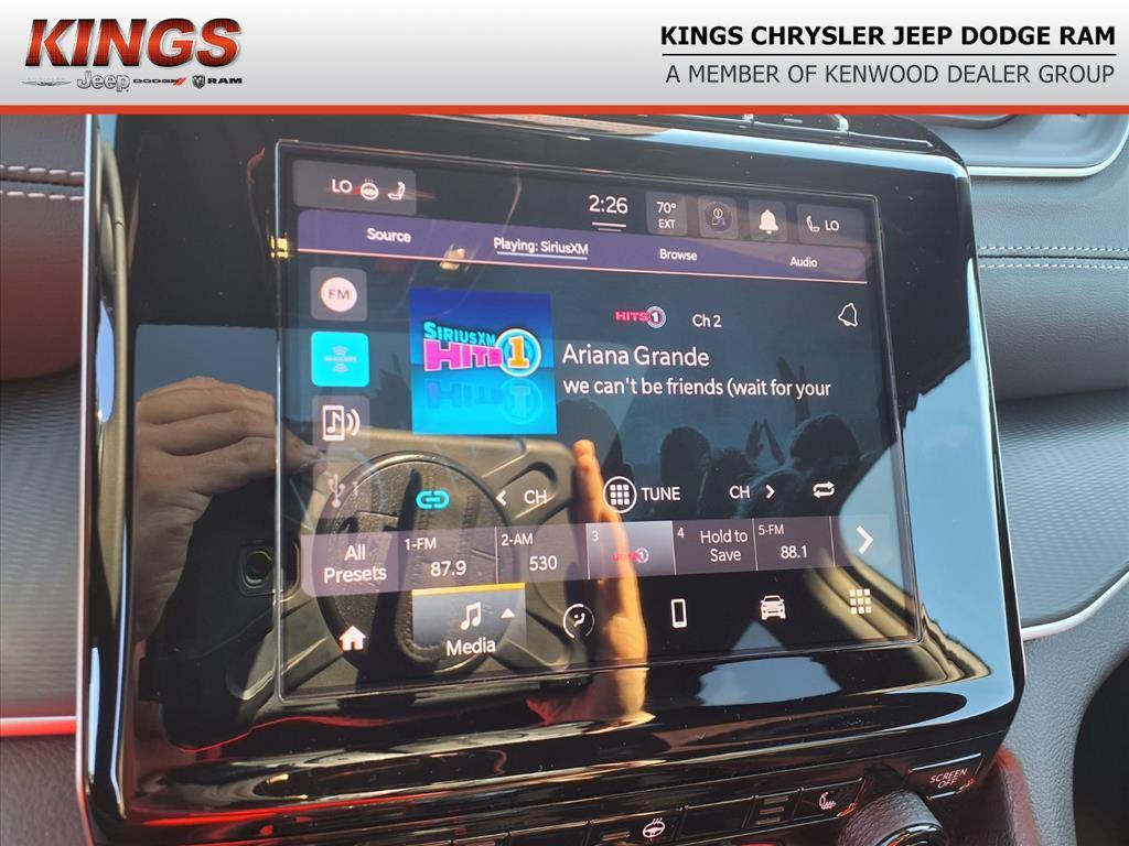 new 2025 Jeep Grand Cherokee car, priced at $38,288