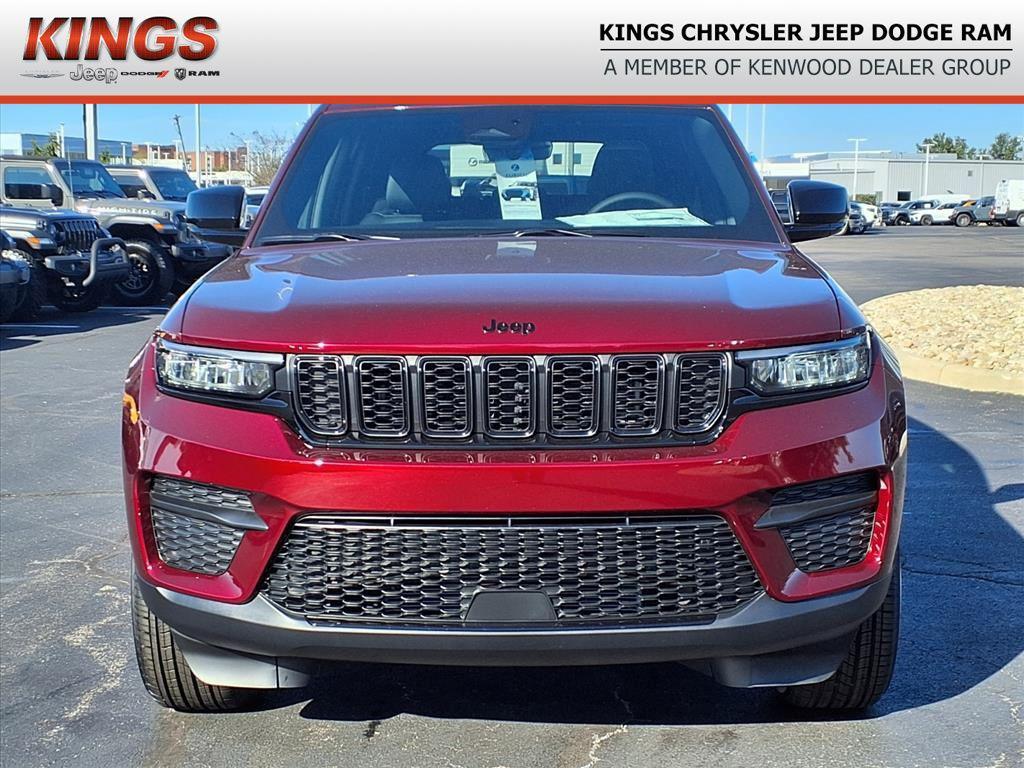 new 2025 Jeep Grand Cherokee car, priced at $38,288